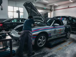 Porsche Specialist Car Workshop for Repair Service Maintenance in Kuala Lumpur Malaysia by Techtrics Auto (Glenmarie)-min